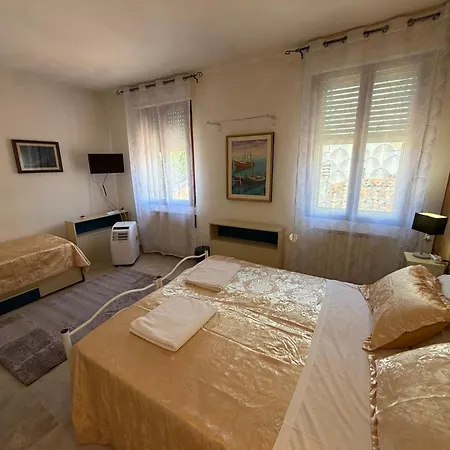 The Venetian Royalclass *