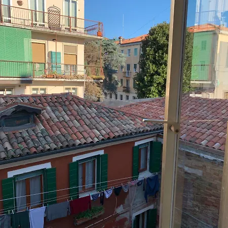 The Venetian Royalclass בית הארחה ונציה